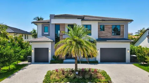 660 Ne 29th Place Boca Raton FL 33431