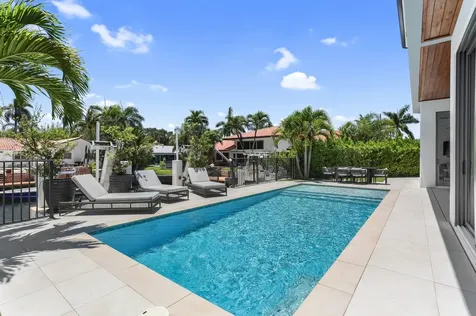 660 Ne 29th Place Boca Raton FL 33431