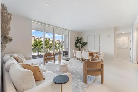 220 Se Mizner Boulevard Boca Raton FL 33432