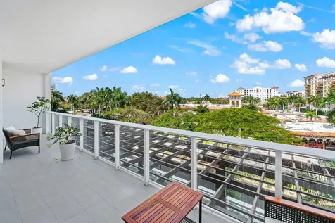 220 Se Mizner Boulevard Boca Raton FL 33432