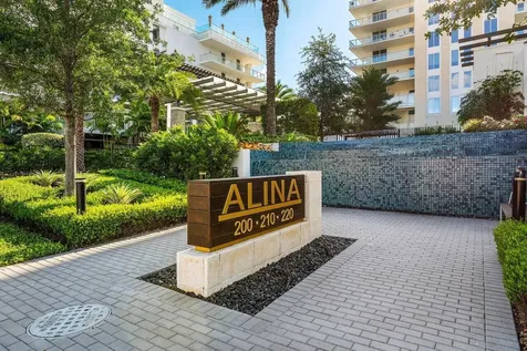 220 Se Mizner Boulevard Boca Raton FL 33432
