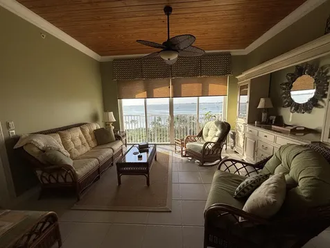 27 Harbour Isle Drive Fort Pierce FL 34949