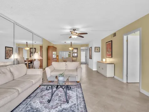 2717 Florida Boulevard Delray Beach FL 33483