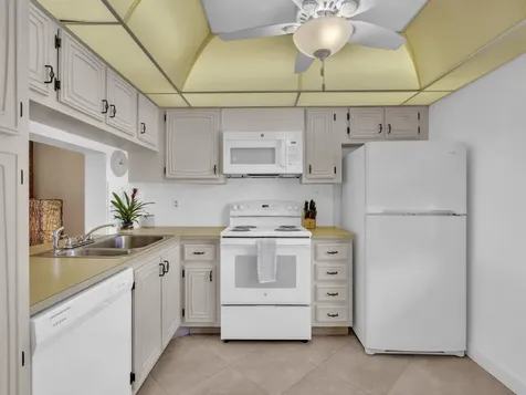 2717 Florida Boulevard Delray Beach FL 33483