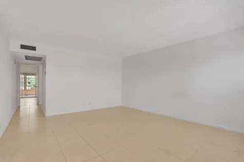 3034 Oakridge D Deerfield Beach FL 33442
