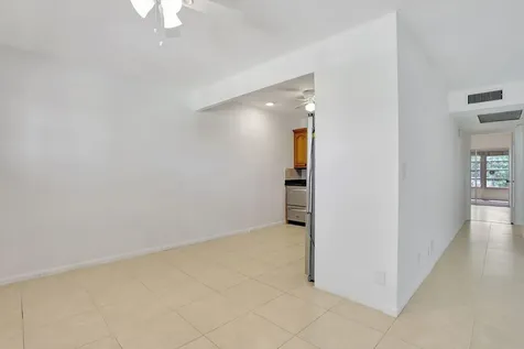 3034 Oakridge D Deerfield Beach FL 33442