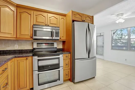 3034 Oakridge D Deerfield Beach FL 33442