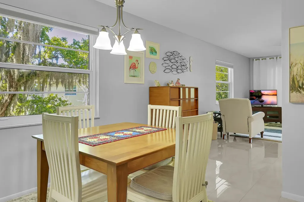 6 Vista Gardens Trail Vero Beach FL 32962