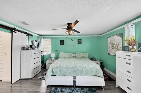 3750 Nw 73rd Way Coral Springs FL 33065