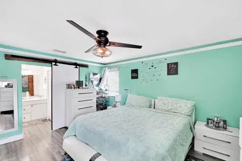 3750 Nw 73rd Way Coral Springs FL 33065