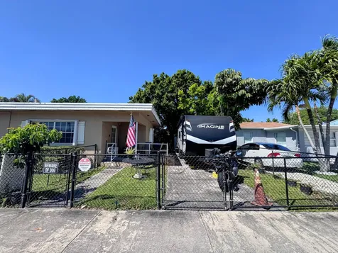 900 N 24th Avenue Hollywood FL 33020