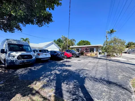 900 N 24th Avenue Hollywood FL 33020