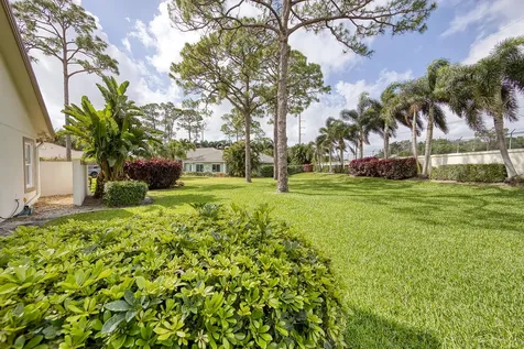 109 Westwood Court Atlantis FL 33462