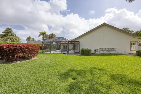 109 Westwood Court Atlantis FL 33462