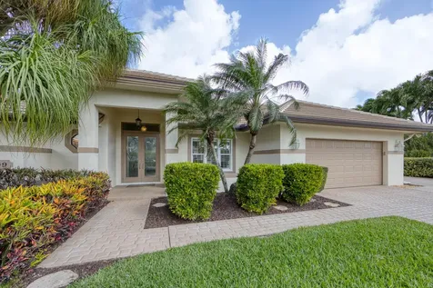 109 Westwood Court Atlantis FL 33462