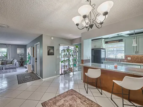 1251 S Federal Highway Boca Raton FL 33432