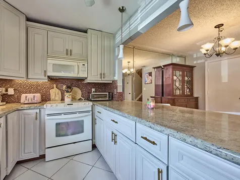 1251 S Federal Highway Boca Raton FL 33432