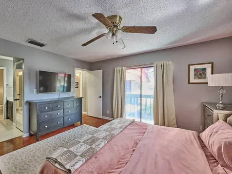 1251 S Federal Highway Boca Raton FL 33432