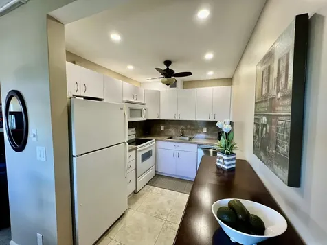 4015 Islewood D Deerfield Beach FL 33442