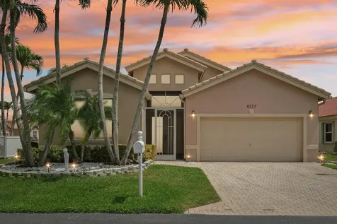 6377 N Westchester Club Drive Boynton Beach FL 33437