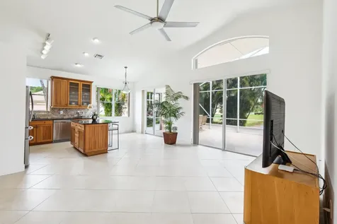 6377 N Westchester Club Drive Boynton Beach FL 33437