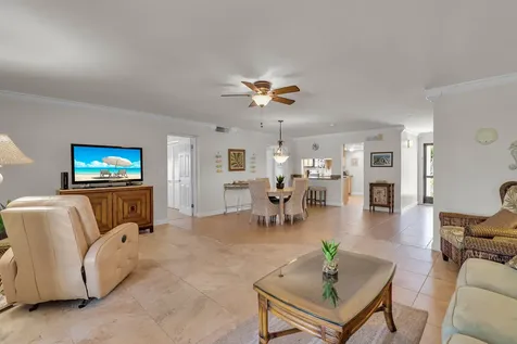 601 W Ocean Drive Drive Key Colony Beach FL 33051