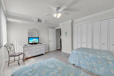 601 W Ocean Drive Drive Key Colony Beach FL 33051