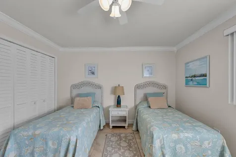 601 W Ocean Drive Drive Key Colony Beach FL 33051