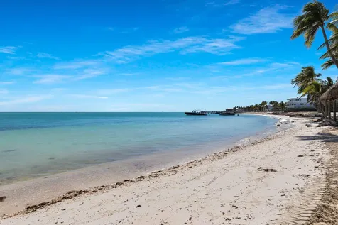 601 W Ocean Drive Drive Key Colony Beach FL 33051