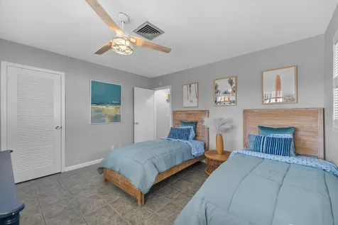 102 Villa Circle Atlantis FL 33462
