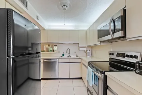 5380 Cedar Lake Drive Boynton Beach FL 33437