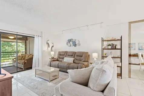 5380 Cedar Lake Drive Boynton Beach FL 33437