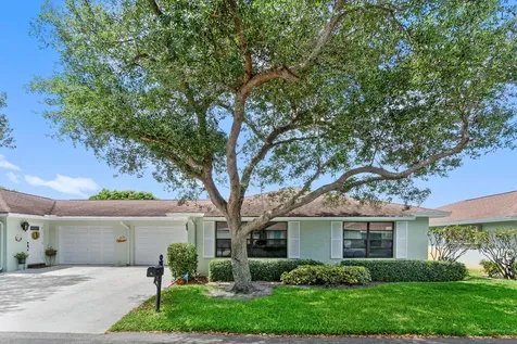 9975 Ligustrum Tree Way Boynton Beach FL 33436