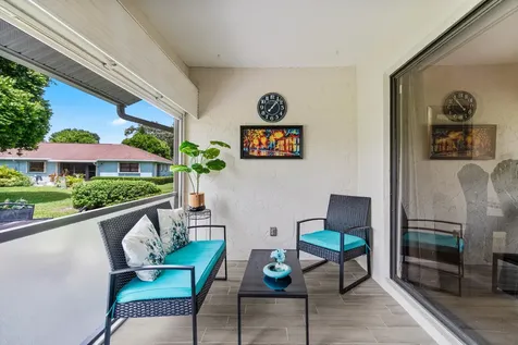 9975 Ligustrum Tree Way Boynton Beach FL 33436