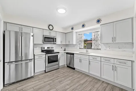 9975 Ligustrum Tree Way Boynton Beach FL 33436