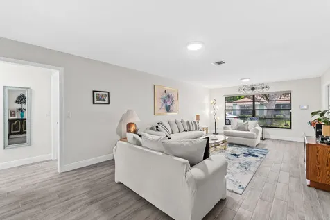 9975 Ligustrum Tree Way Boynton Beach FL 33436