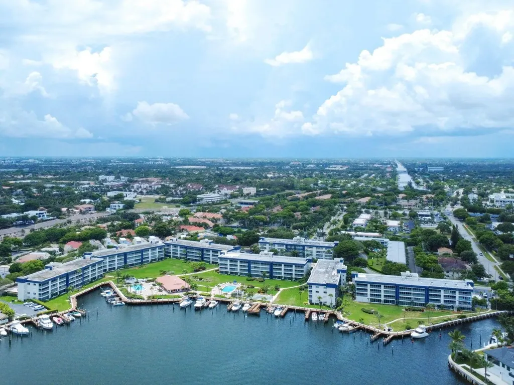 3421 Spanish 329 Trail Delray Beach FL 33483