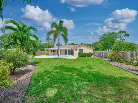 2491 Nw Timbercreek Circle Boca Raton FL 33431