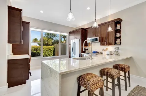 44 Pinnacle Cove Palm Beach Gardens FL 33418