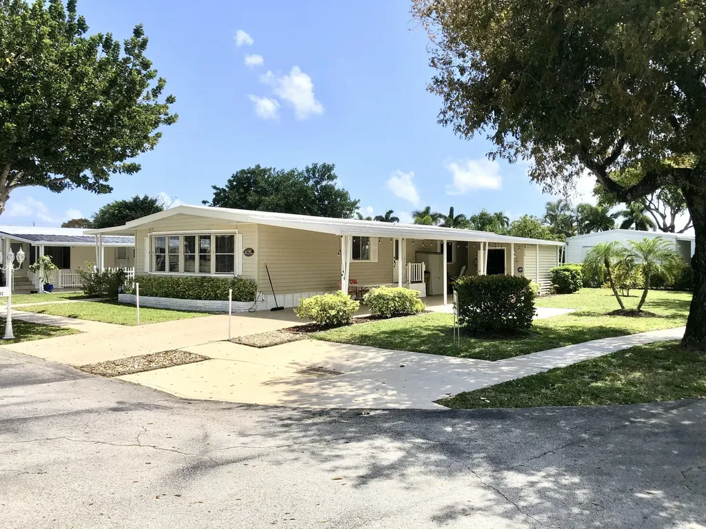 292 Nw 53 Street Deerfield Beach FL 33064
