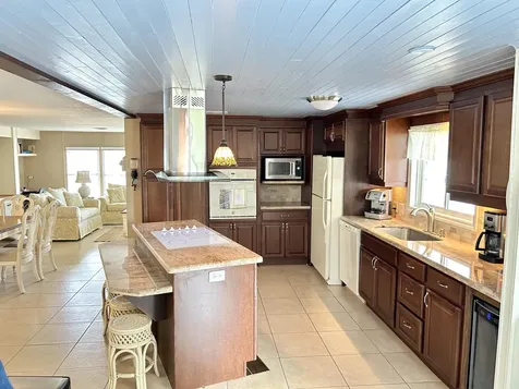 292 Nw 53 Street Deerfield Beach FL 33064