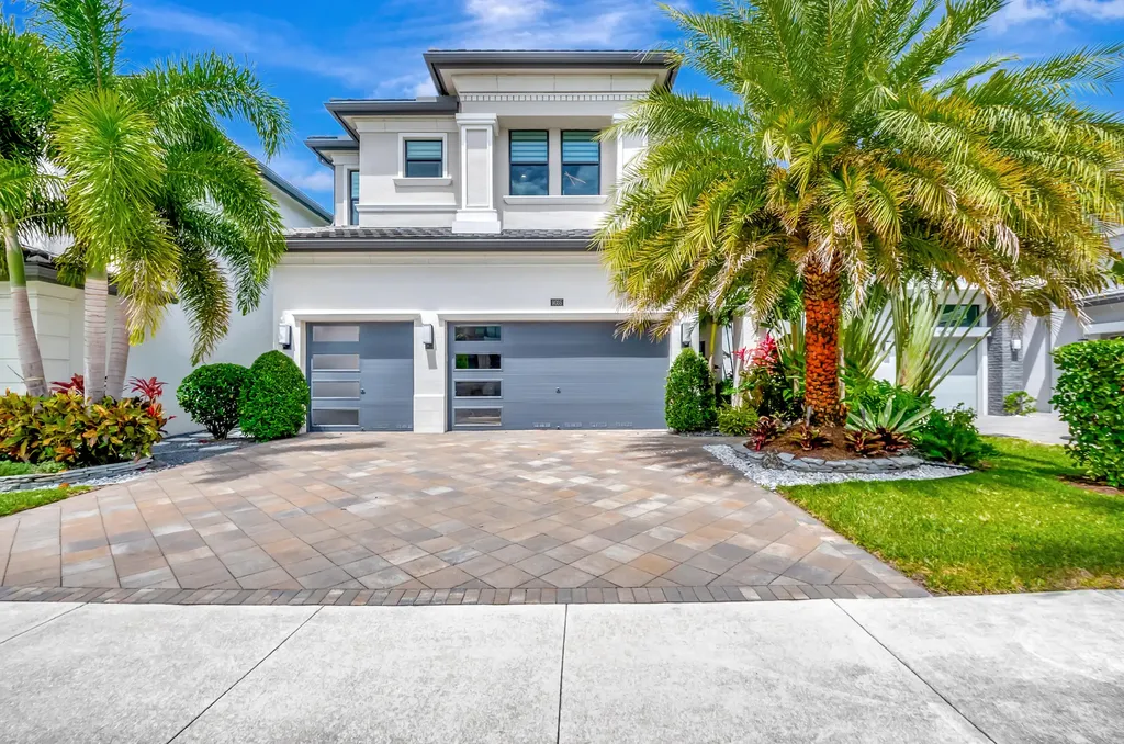 9035 Dulcetto Court Boca Raton FL 33496