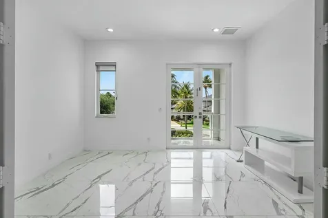 17729 Middlebrook Way Boca Raton FL 33496