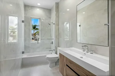 17729 Middlebrook Way Boca Raton FL 33496