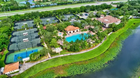 17729 Middlebrook Way Boca Raton FL 33496