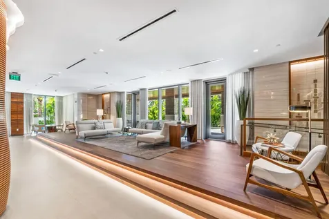 200 Se Mizner Boulevard Boca Raton FL 33432