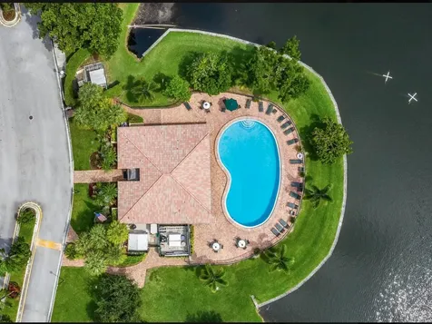 6104 Belleza Lane Boca Raton FL 33433