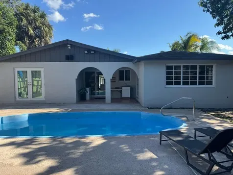 131 Ne 26th Street Pompano Beach FL 33064