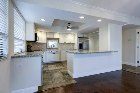 1036 Us Highway 1 North Palm Beach FL 33408
