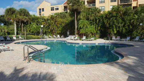 450 Egret Circle Delray Beach FL 33444